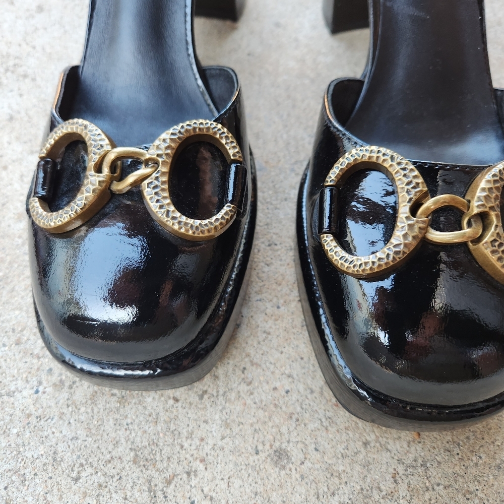 Jeannot Shoes - Picture 3 of 12